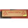 Image 1 : TRIANGLE FLARE KIT