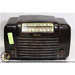 PHILCO BAKELITE RADIO UNTESTED 1940S