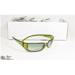 BOX OF DESIGNER SUNGLASSES GREEN COLOR WITH