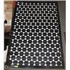 Image 1 : BLK/WHT GEOMETRIC RUG/WALL ART. 60" X 39",