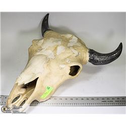 DECORATIVE CERAMIC BISON SKULL.