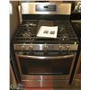 Image 1 : GE S/S 30" GAS TOP CONVECTION RANGE