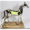 Image 1 : 12" CHROME HORSE ON WOOD STAND