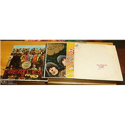 LOT OF 8 BEATLES ALBUMS INCLUDING THE WHITE ALBUM