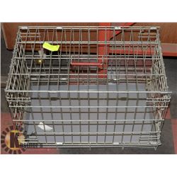 METAL DOG KENNEL 22"X13"X16" WITH REMOVEABLE TRAY