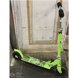 MAVRIX FOLD UP SCOOTER