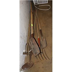 LOT OF ASSORTED GARDEN TOOLS