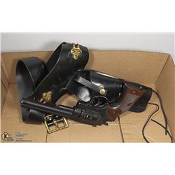 BOX WITH VINTAGE 6-SHOOTER PELLET GUN -
