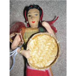 Phillipines doll in original attire #1009939