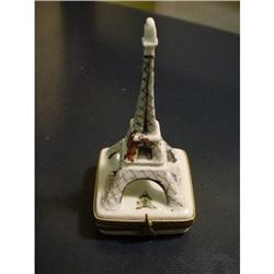 Authentic Eiffel tower Limoges box signed #1010476
