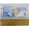 Image 6 : 2002 AND 2 2006 CANADIAN 5 DOLLAR BILLS