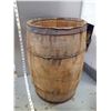 Image 1 : WOODEN NAIL KEG