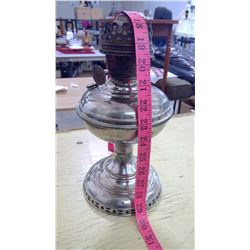 THE MANTLE LAMP CO. KEROSENE LAMP - ALADDIN NO. 6