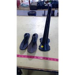 COBBLER SHOE STAND AND LASTS