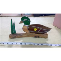 STAINED GLASS DUCK ON A LOG