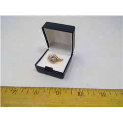 WYNDSOR CZ CLUSTER RING 14KT GOLD-PLATED - SIZE 9