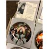 Image 5 : 5 COLLECTOR ART PLATES