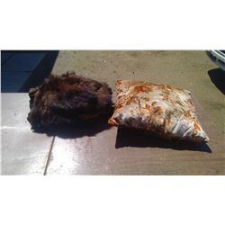 FUR MUFF AND PILLOW