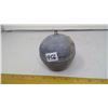 Image 1 : 3 3/4" DIAMETER LEAD BALL SOLID FISHING WEIGHT