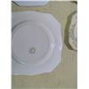Image 4 : 6 SQUARE PLATES