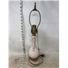 Image 2 : EARLY ELECTRIC ALADDIN LAMP
