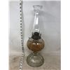 Image 3 : EARLY OIL LAMP