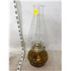 Image 2 : AMBER GLASS FINGER OIL LAMP