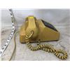 Image 4 : YELLOW DESK PHONE
