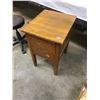 Image 1 : OAK NIGHTSTAND - NEEDS REFINISHING