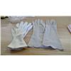 Image 5 : 4 PAIRS OF VINTAGE LADIES GLOVES