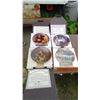 Image 1 : 4 COLLECTOR ART PLATES