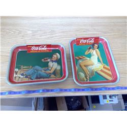 2 COCA-COLA TRAYS