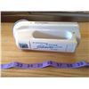 Image 6 : IRON AND IRONING BOARD C/W LINT REMOVER
