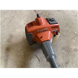 Husky 322 Whipper Snipper