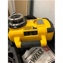 Dewalt DW079 Laser level - self levelling