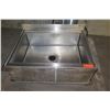 Image 1 : Eagle F Floor-Mount Mop Sink