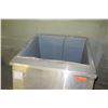 Image 2 : Ice Bin