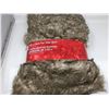 Image 1 : Faux Fur Tree Skirt (60in)