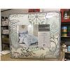 Image 1 : Madison Park 8-Piece Queen Size Comforter Set