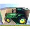 Image 1 : JOHN DEERE ROW - CROP DIECAST TRACTOR - ERTL