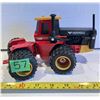 Image 1 : VERSATILE 1150 DIE-CAST ARTICULATING TRACTOR