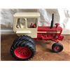 Image 2 : CASE IH FLAG & INTERNATIONAL TURBO 1256 DIE-CAST TRACTOR