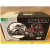 Image 1 : CASE INTERNATIONAL MAGNUM DIE-CAST TRACTOR - AS NEW