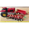 Image 1 : TRACTOR & IH IMPLEMENTS