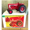 FARMALL 806 DIE-CAST TRACTOR