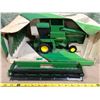 Image 1 : JOHN DEERE TITAN II DIE-CAST COMBINE W / CORN HEADER