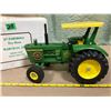 Image 1 : JOHN DEERE GREEN 5020 DIE-CAST TRACTOR
