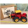 Image 1 : VERSATILE 500 V DIE-CAST TRACTOR