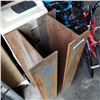 Image 2 : 2 IRON 3 FOOT I-BEAMS