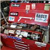 Image 2 : BEACH 2 PIECE ROLLING TOOL CABINET FULL OF TOOLS